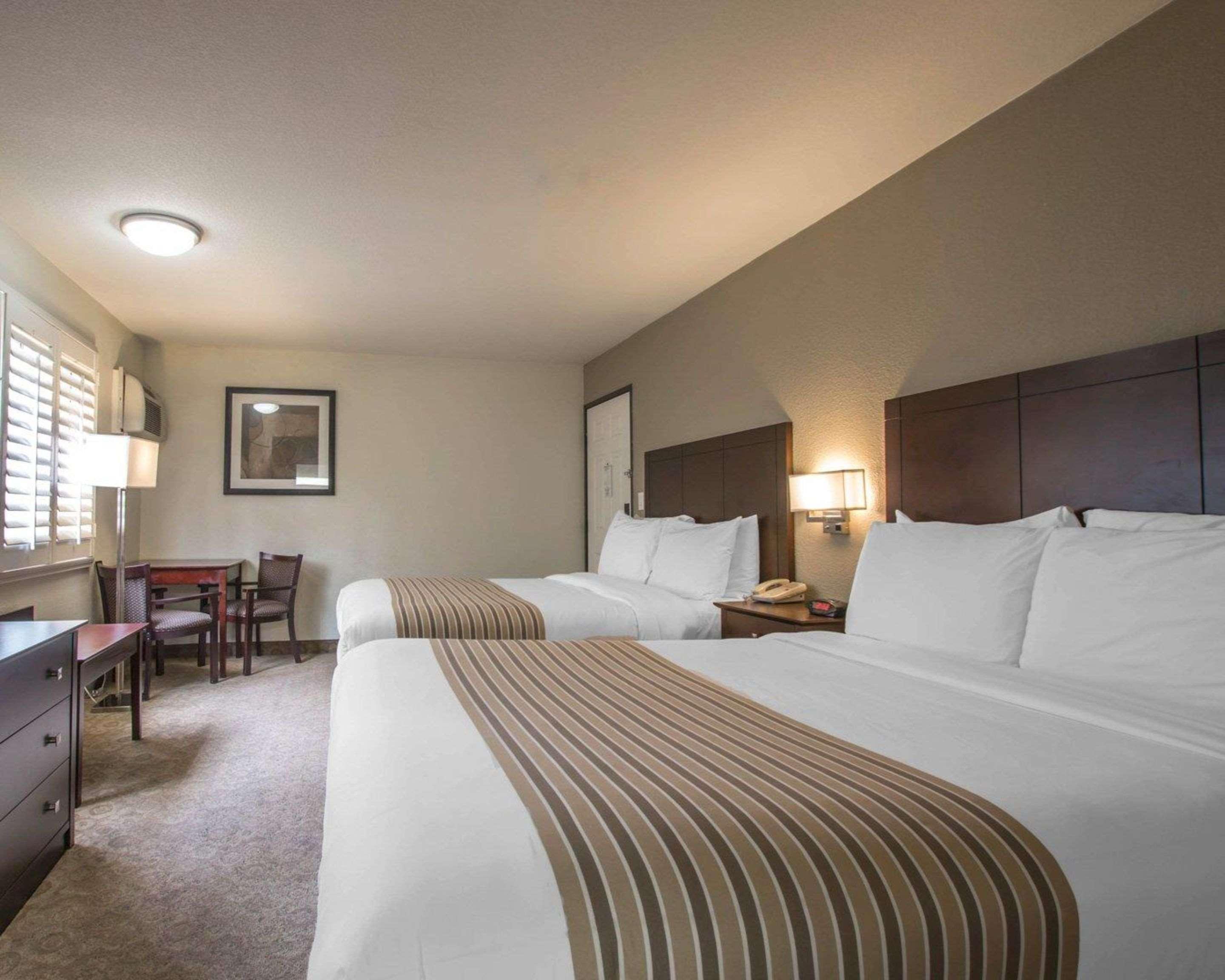 Rodeway Inn Convention Center Los Angeles Exterior photo